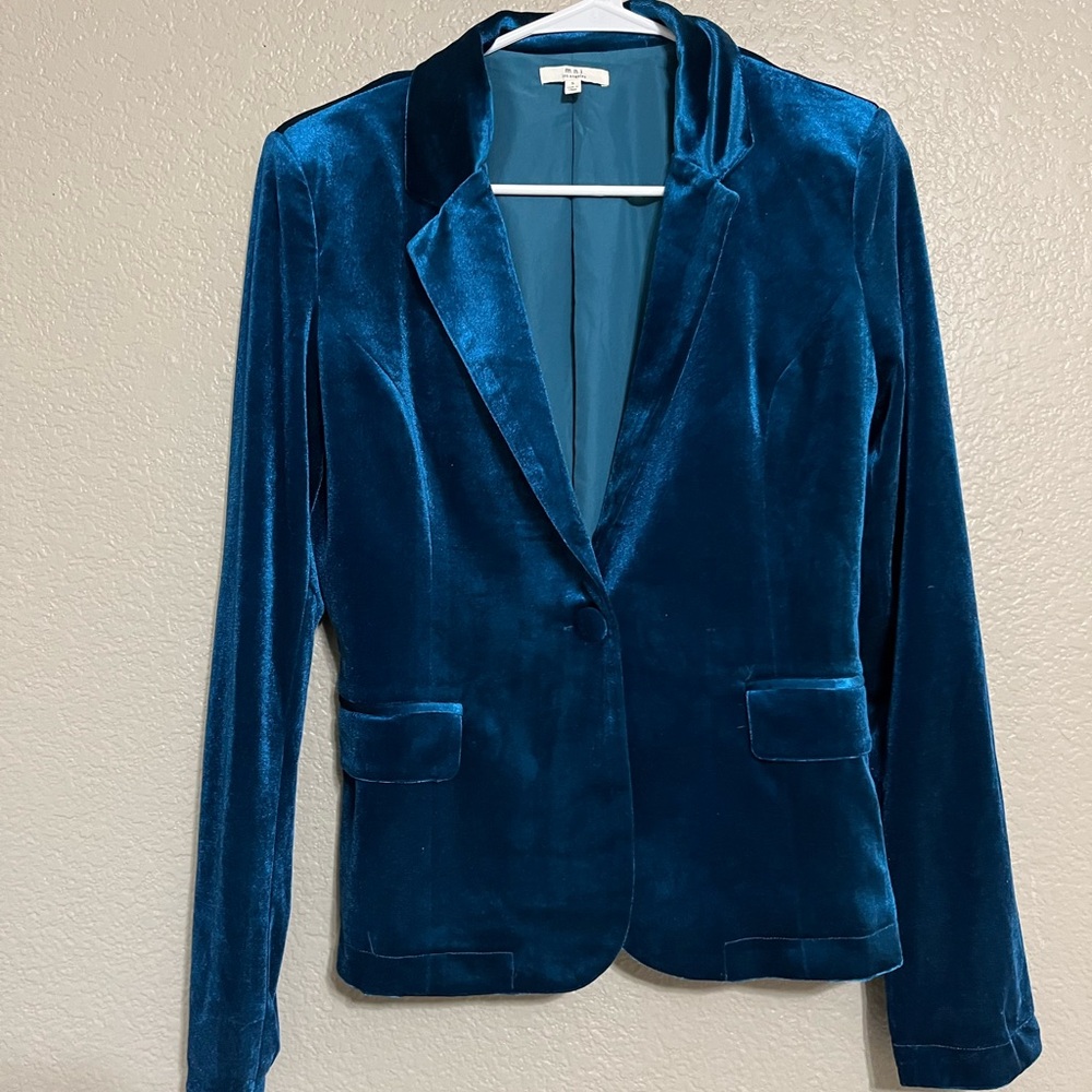 Velvet Blue Women's Blazer